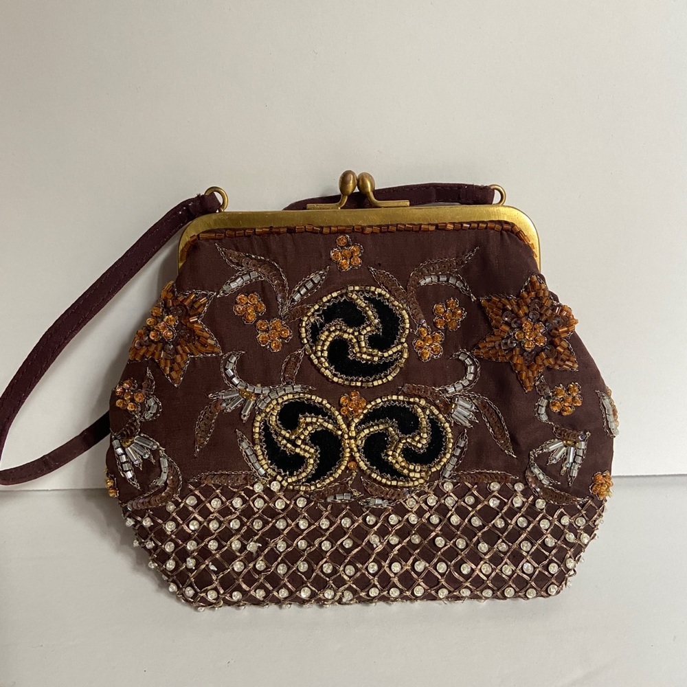 Gorgeous Santi Beaded Purse